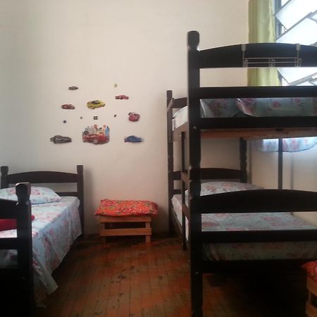 Hostel Recanto De Alegrias Em Sao Cristovao Рио-де-Жанейро Номер фото